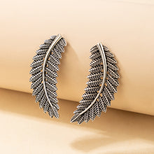 Load image into Gallery viewer, Leaf Earrings
