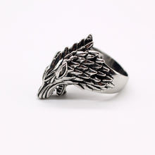 Load image into Gallery viewer, Ancient Silver Wolf Head Ring
