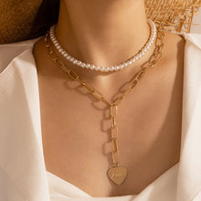 Load image into Gallery viewer, Retro Heart Pearl Necklace
