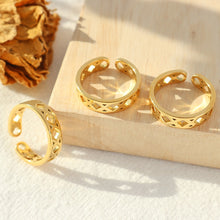 Load image into Gallery viewer, Bella Ring
