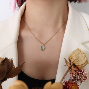 Luz Necklace